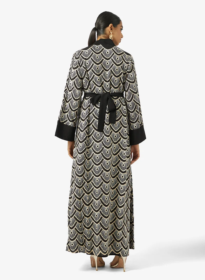 Khizana Monochrome Printed Abaya
